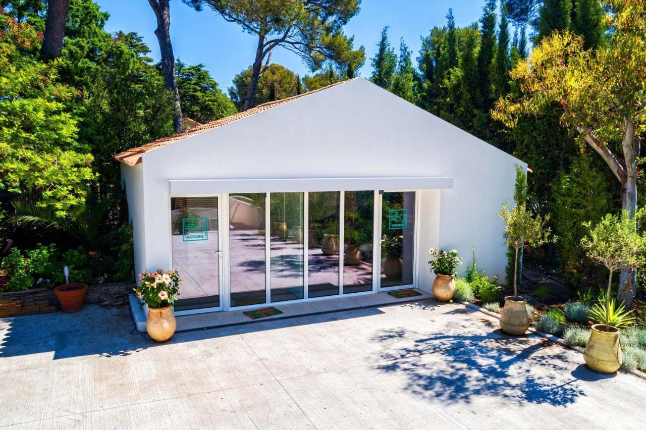 Villa Catleya Appart Hotel Saint-Raphaël Exteriör bild